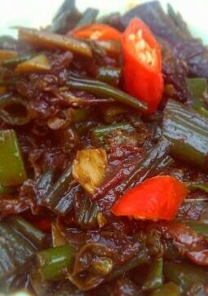 Foto resep Blalo bunga bawang merah tumis ikan asin