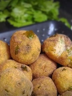 ફરાળી પેટીસ (Farali Pattice Recipe In Gujarati) રેસીપી મુખ્ય ફોટો