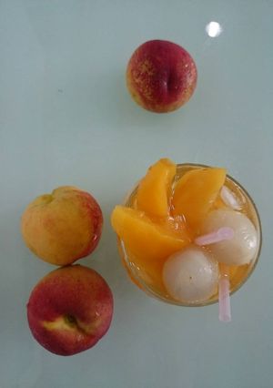 Hình của món Đào ngâm.