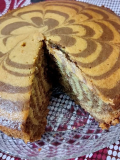 मार्बल केक (Marble cake recipe in hindi) रेसिपी मुख्य फोटो