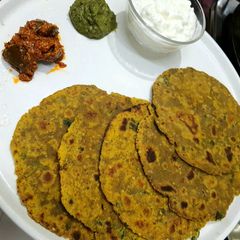 A picture of Rajasthani Korma Roti.