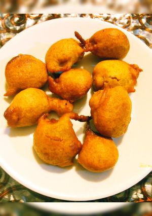 गुलगुले/ स्वीट पुआ (Gulgule/ Sweet Pua recipe in Hindi) रेसिपी मुख्य फोटो