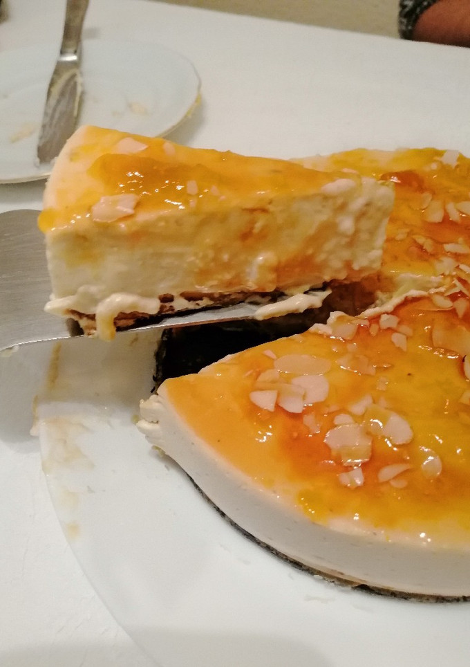 Una foto de Tarta de turrón de Jijona