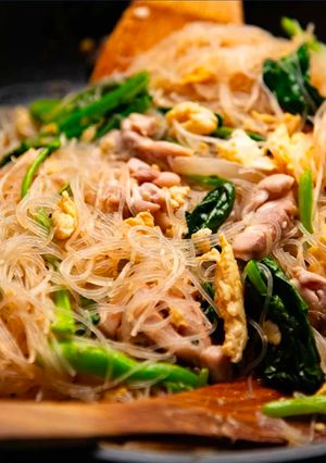A picture of Thai Glass Noodles (Pad Woon Sen).