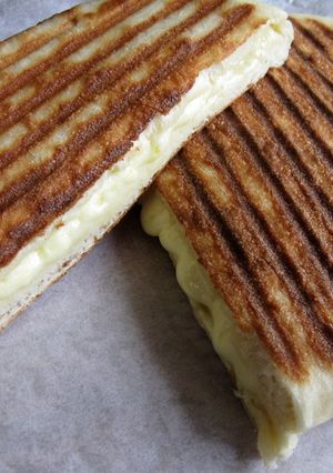 A picture of Pan-fried Cheese Stuffed Bread.