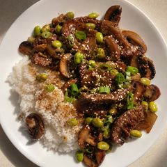 A picture of Beef and Edamame Stir-Fry.