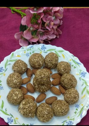 A picture of Oats Apple Bites.