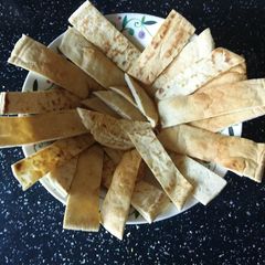 A picture of Crispy Pitta Chips.