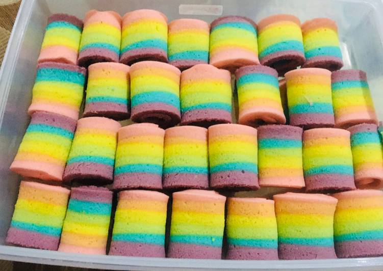 Bagaimana Menyiapkan Rainbow Cake yang Menggugah Selera