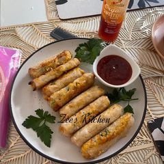 A picture of Pergedel Jagung in spring rolls.