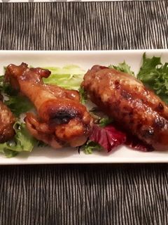 Una foto de Alitas de pollo con salsa barbacoa