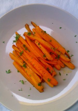A picture of Buttered Paprika Carrots.