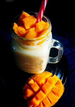 ম্যাঙ্গো লস্যি (mango lassi recipe in Bengali) রেসিপির প্রধান ছবি