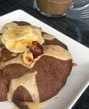 Hotcakes de avena, plátano y crema de cacahuete