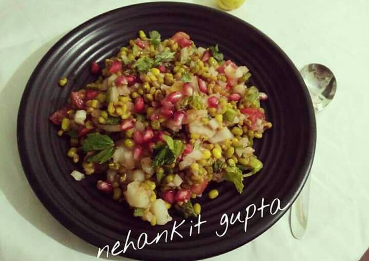 How to Make Homemade Sprouts chaat