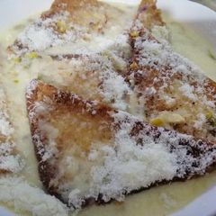 A picture of Shahi tukary.