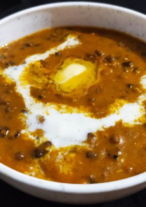 A picture of Dal Makhani.