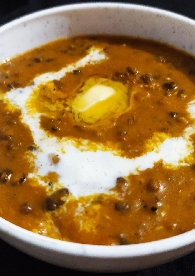 A picture of Dal Makhani.