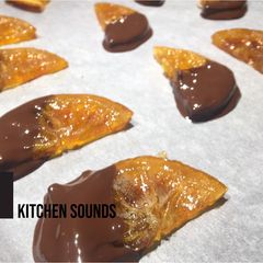A picture of Orange 🍊 + chocolate 🍫 | candy.
