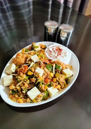 A picture of Leftover Rice To Makeover Friedrice.