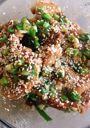 Hình của món Sườn (Cốt lếch) rim mật ong.