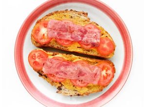 Foto resep Bacon & Tomato Toastie
