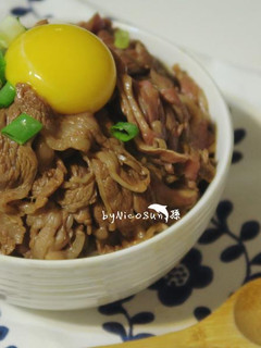 火山牛丼飯 的食譜成品照片