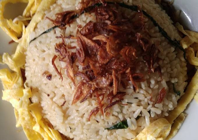 Ternyata begini loh! Resep termudah membuat Nasgor saos tiram dijamin lezat
