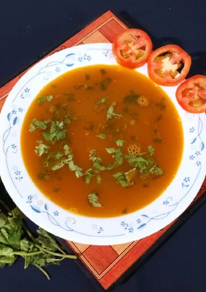 A picture of Tomato dhania shorba.