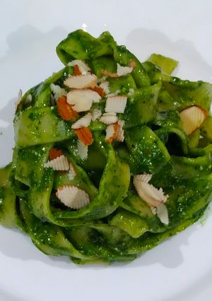A picture of Tagliatelle with Spinach and Almond Pesto.