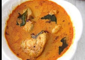 Easiest Way to Cook Appetizing Moms yellow fish curry