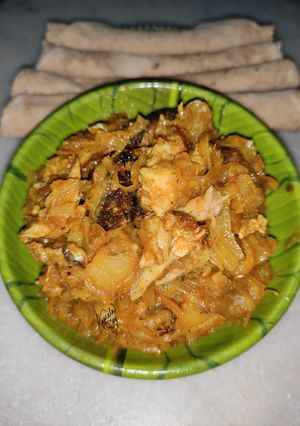 মাছের মাথা দিয়ে বাঁধাকপি (macher matha diye bandhakopi recipe in Bengali) রেসিপির প্রধান ছবি