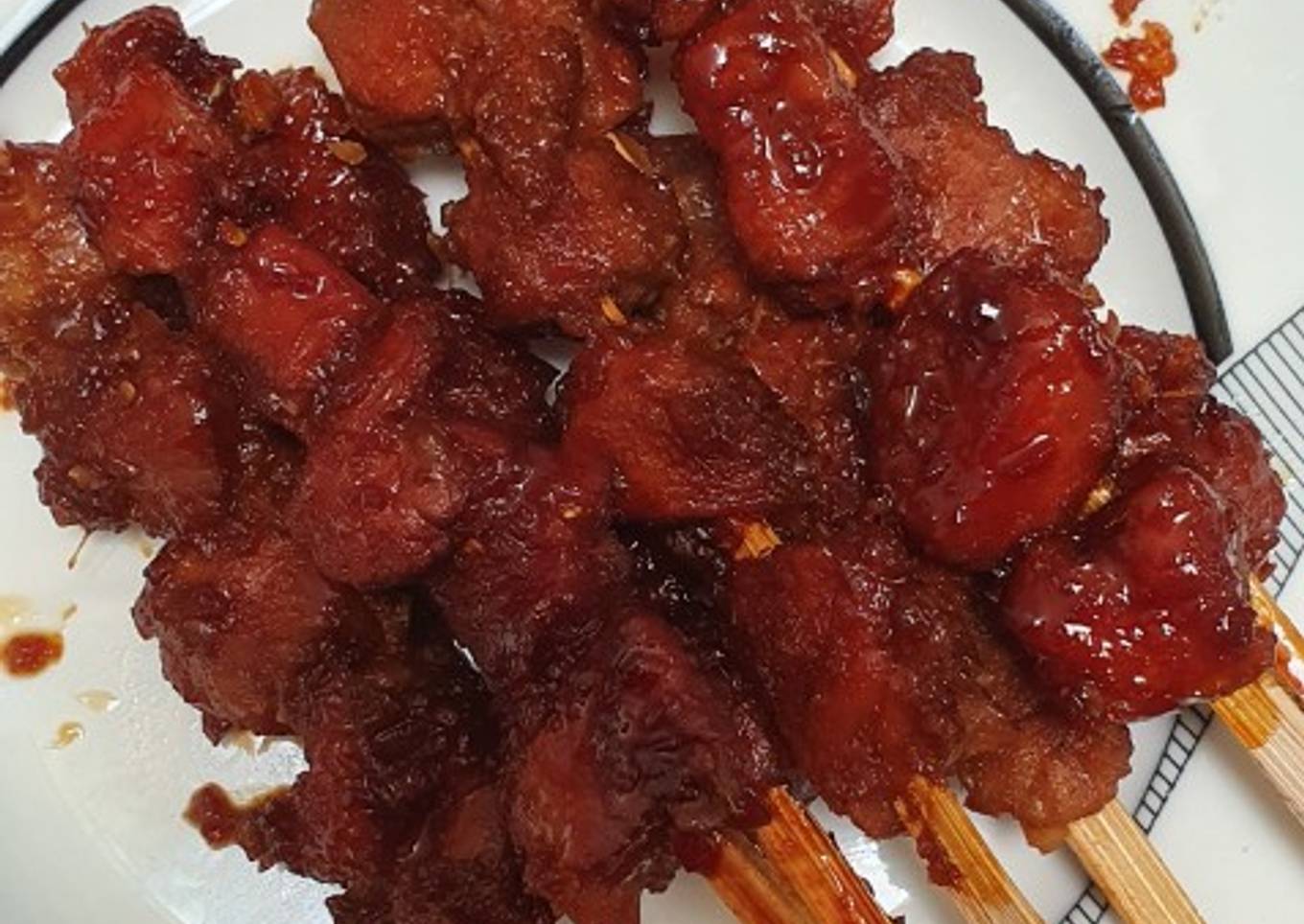 Sate babi manis (non halal)