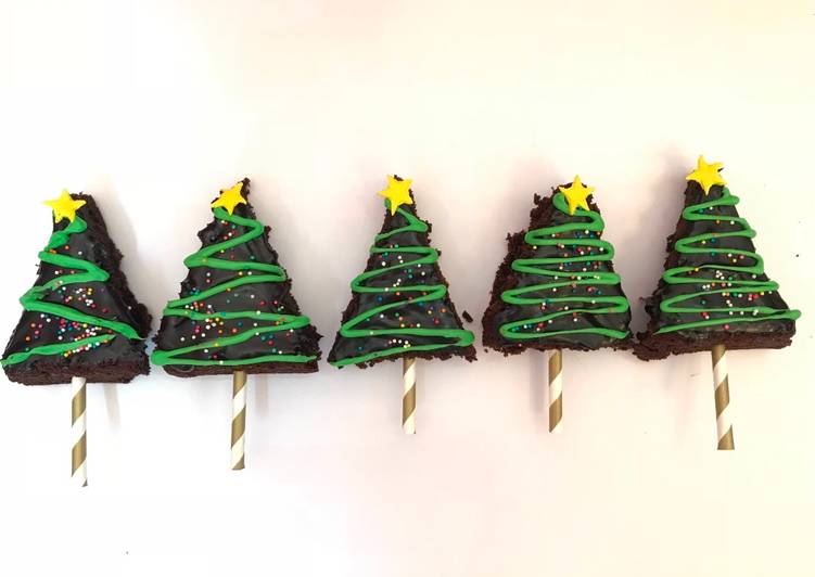 Easiest Way to Make Super Quick Homemade Christmas tree brownie