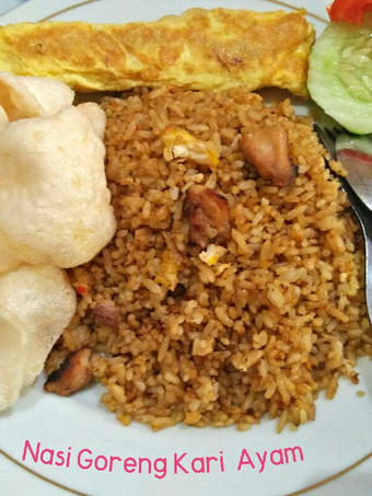 Langkah Mudah untuk Menyiapkan Nasi Goreng Kari Ayam 🐣 Bunda Pasti Bisa