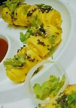 A picture of Monsoon Khandvi.