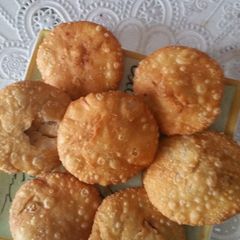A picture of Kachori.