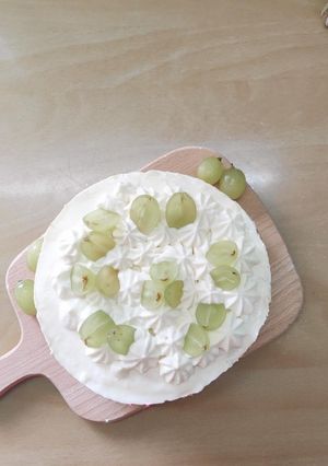 Hình của món Bánh nho xanh (Muscat Cake).