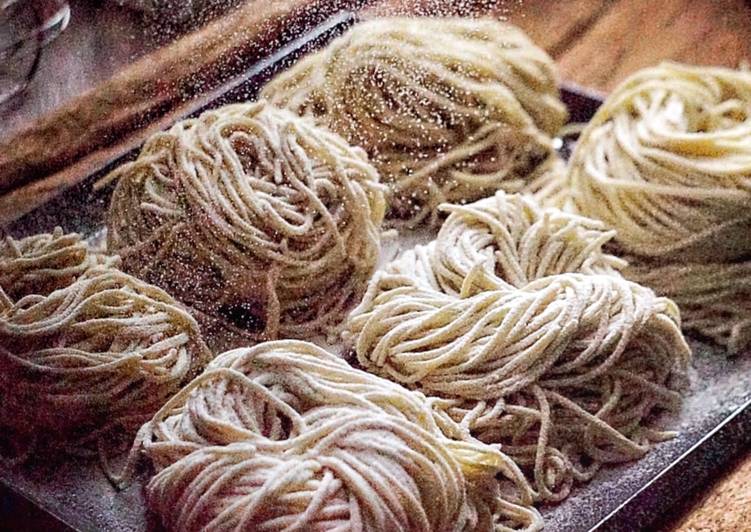 Rahasia Menyiapkan Bakmi_Noodle homemade + topping Ayam🍜🥢komplit👍 Kekinian