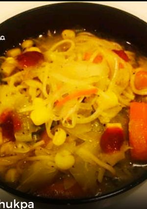 A picture of Veg Thukpa.