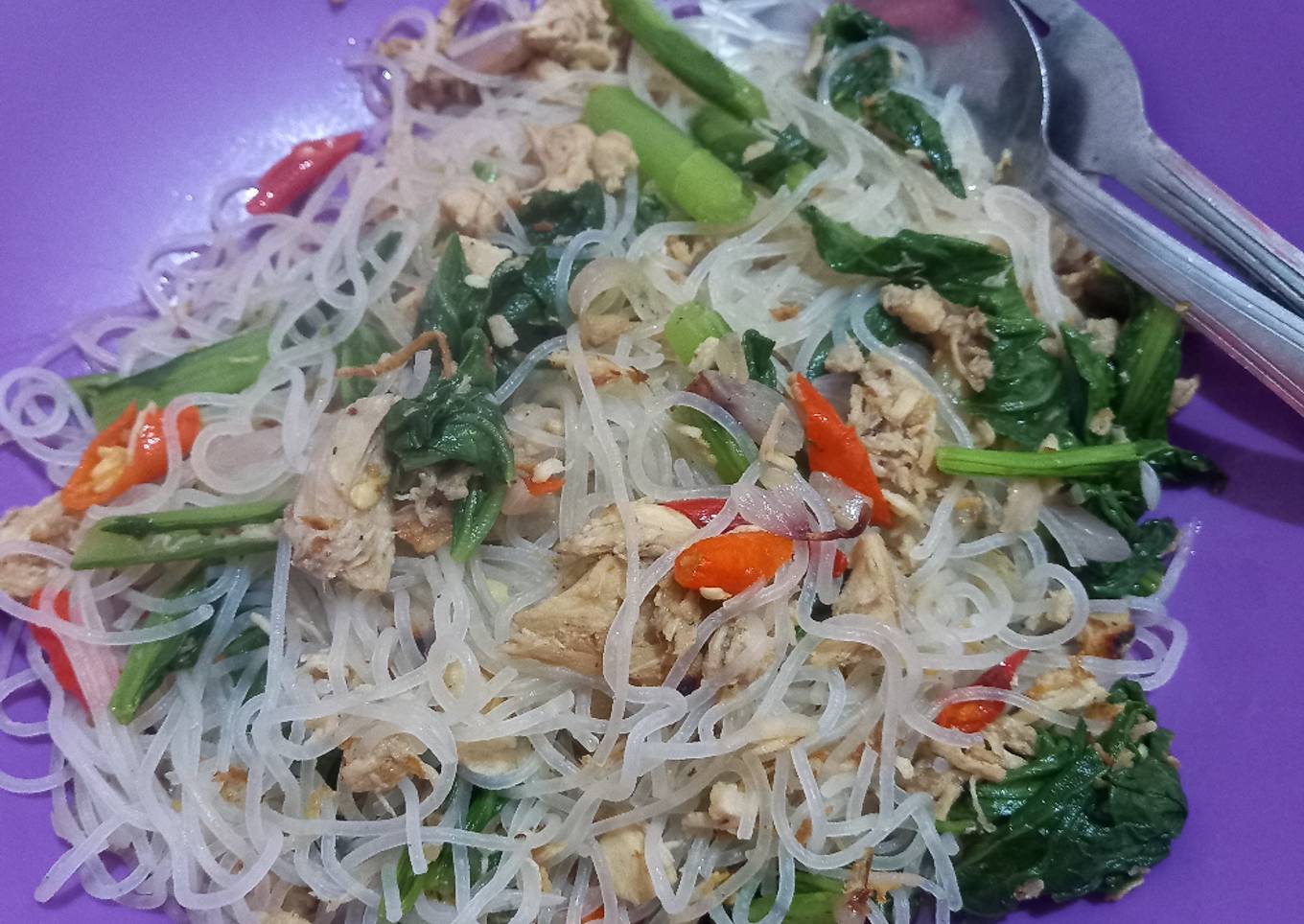 Bihun goreng tanpa minyak (diet)