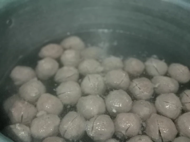 Cara Gampang Membikin Resep 🥣 Simple bakso kuah yang Uenak Anti Ribet, Uenak Banget
