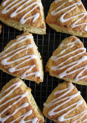 A picture of Lemon & White Chocolate Scones.