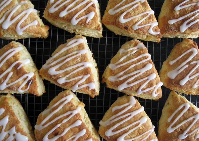 Lemon & White Chocolate Scones