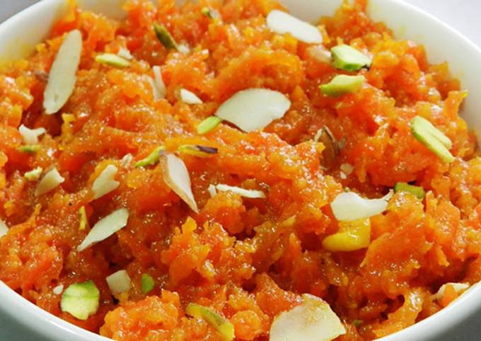 Gajar Ka Halwa - Carrot Dessert recipe main photo