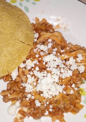 Una foto de Tostadas de carne polaca