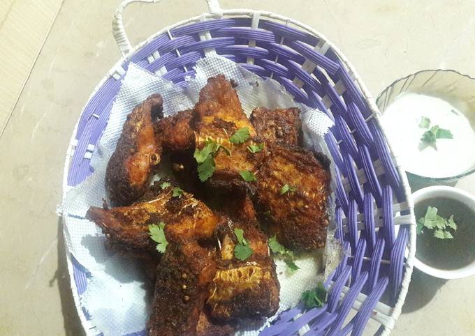 Fry fish and imlli ki chattni