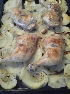 Una foto de Pollo asado con patatas