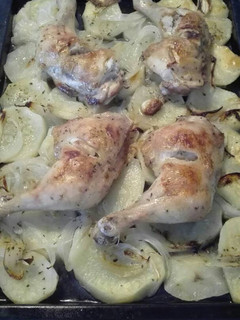 Una foto de Pollo asado con patatas