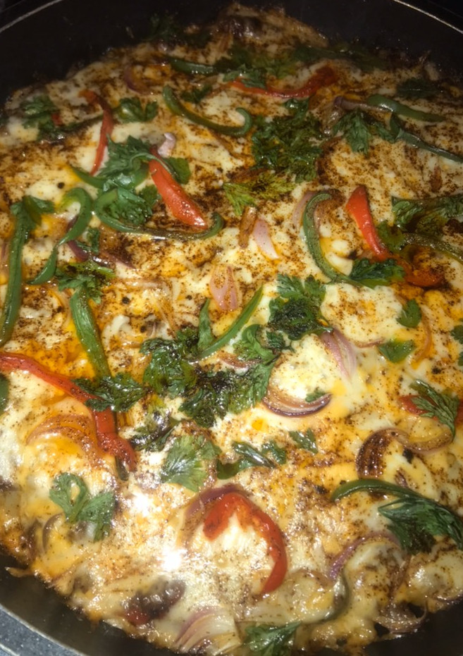 A picture of Mac & cheese with a twist.